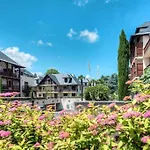 De La Marmotte Cendree, Dans De Tourisme 3 Etoiles Apartment Lourdes